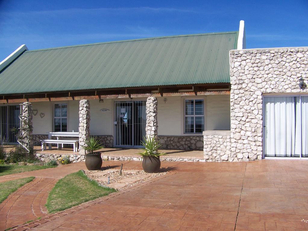 לאנגבאן Masada Guest House מראה חיצוני תמונה